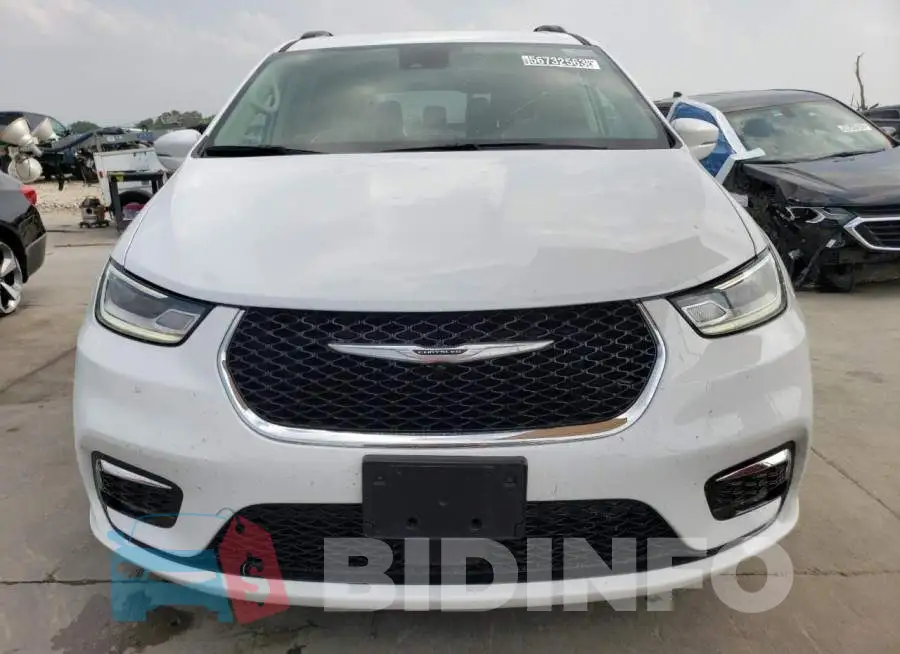 2C4RC1BG5NR181558 Photo# 5