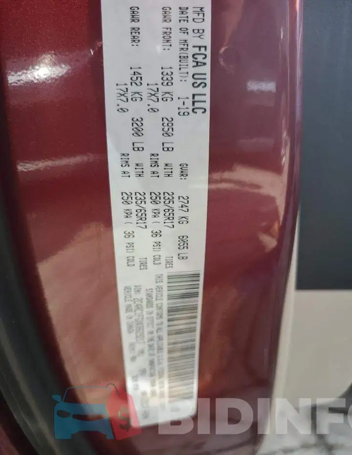2C4RC1FGXKR629217 Photo# 13