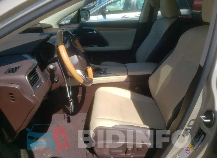 JTJBZMCA5J2037865 Photo# 7