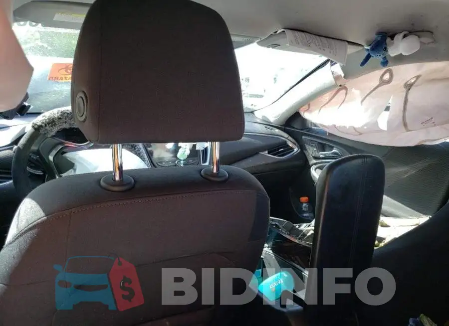 1G1ZD5ST9KF121831 Photo# 8