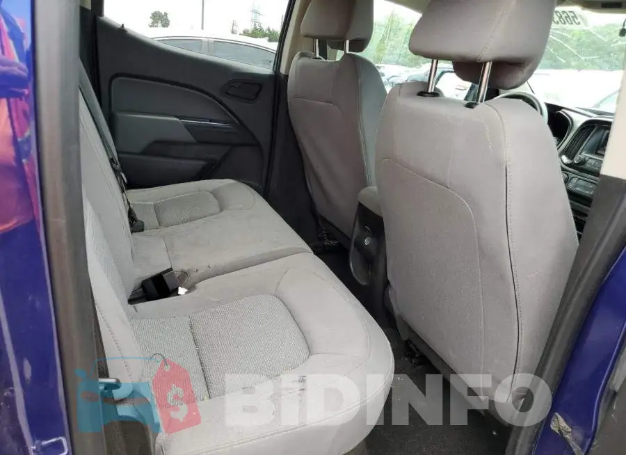 1GCGTAE38F1202621 Photo# 10