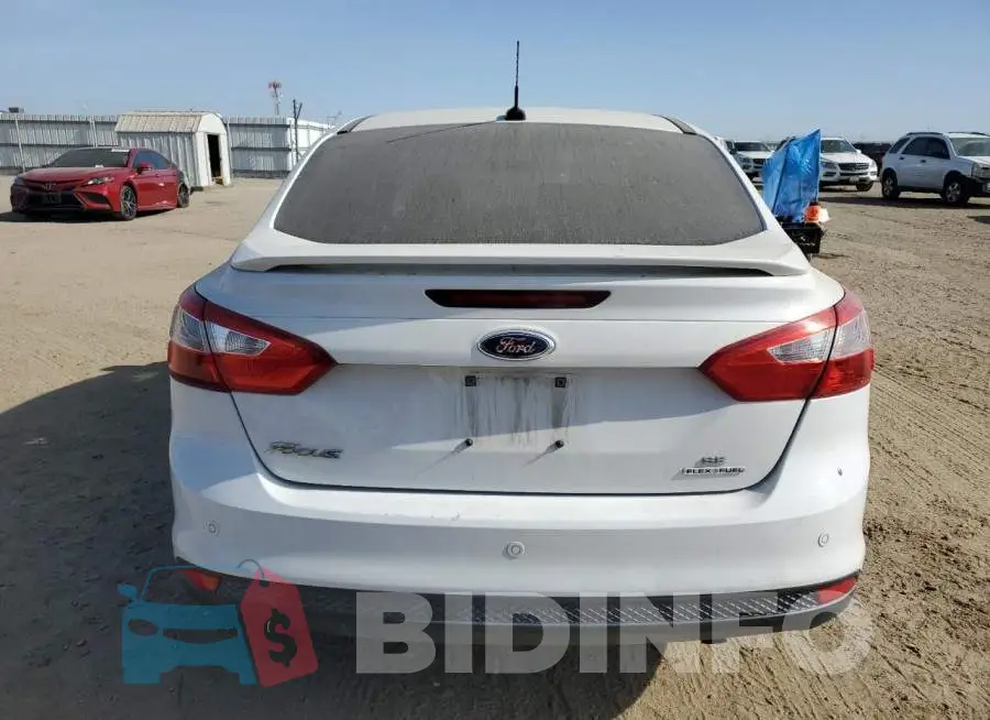 1FADP3F25EL300250 Photo# 6