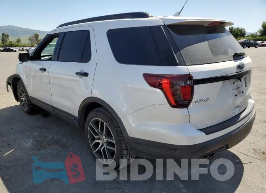 1FM5K8GT1JGB32445 Photo# 2