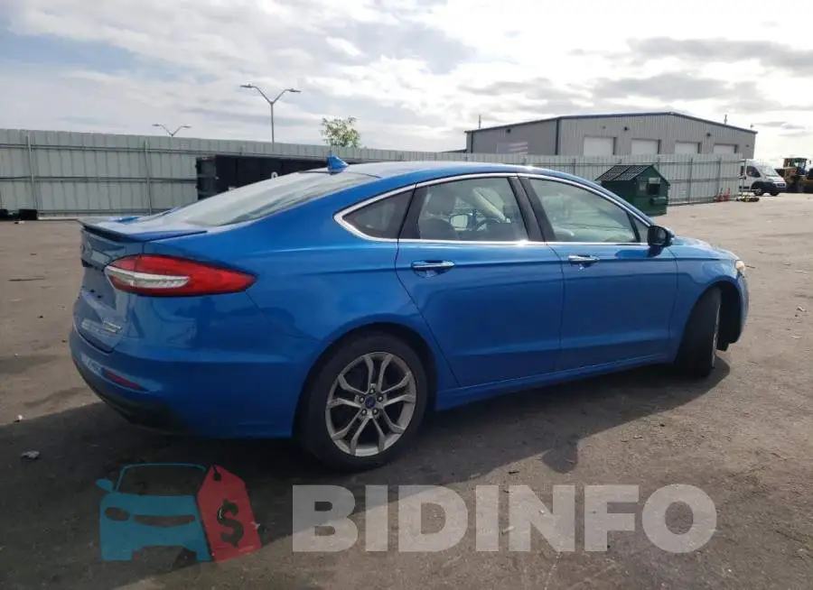 3FA6P0RU3LR157480 Photo# 3