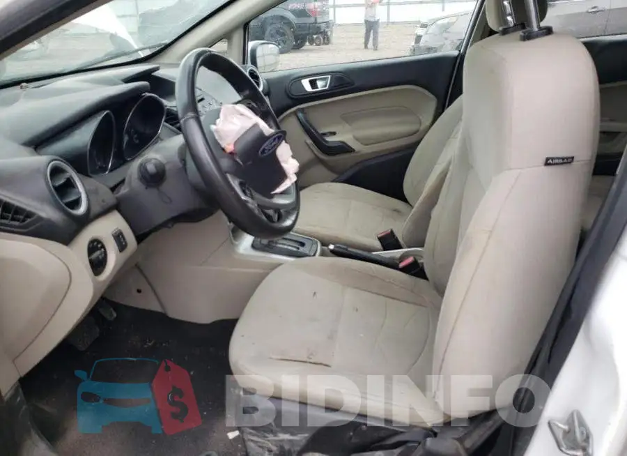 3FADP4EJXGM121105 Photo# 7