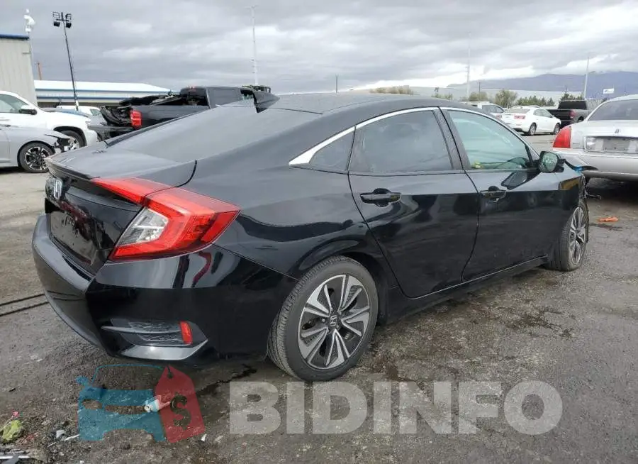 19XFC1F35GE217814 Photo# 3