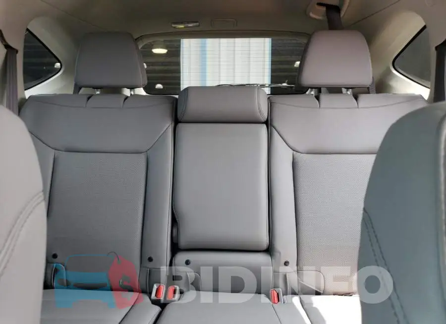 5J6RM4H90GL110880 Photo# 10