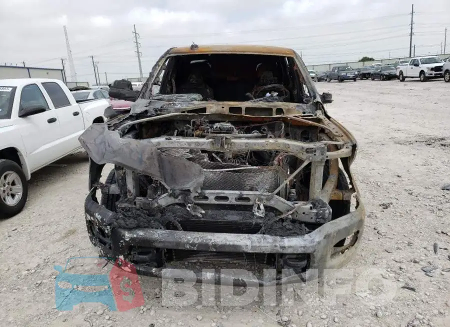 3C6UR4HL5KG712894 Photo# 5