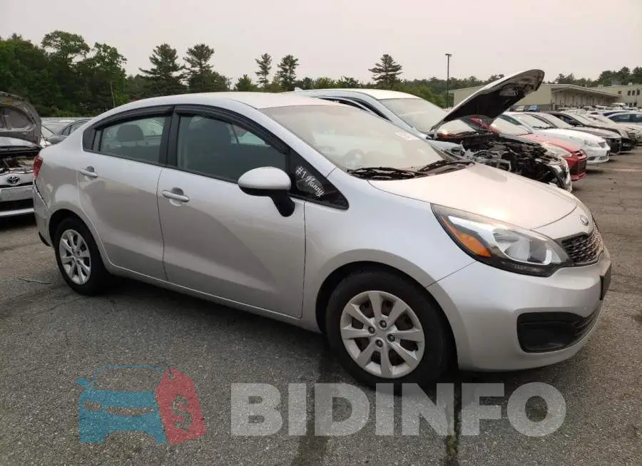 KNADM4A32F6459328 Photo# 4