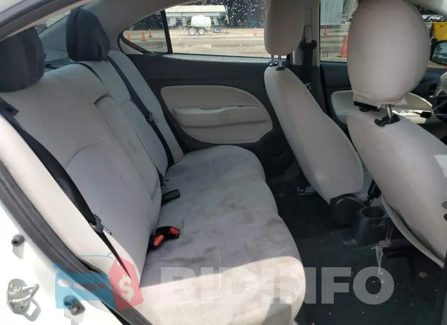ML32F3FJ6HH001064 Photo# 10