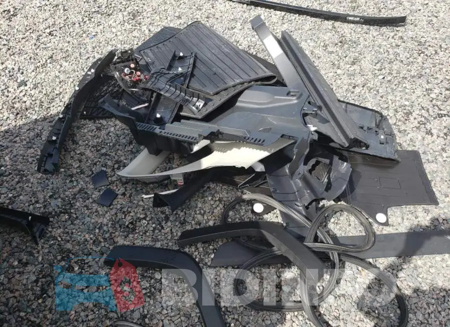 JTMW1RFV8KD018384 Photo# 12