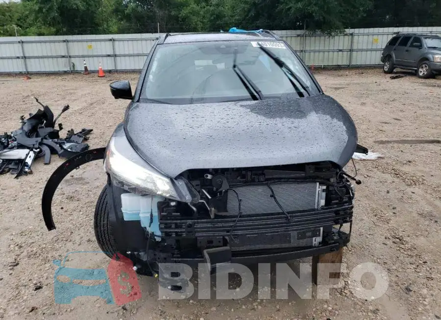 3N1CP5DV8PL481742 Photo# 5