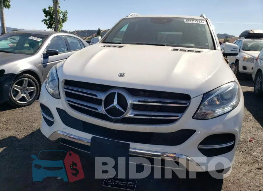 4JGDA5HB9JB100195 Photo# 5