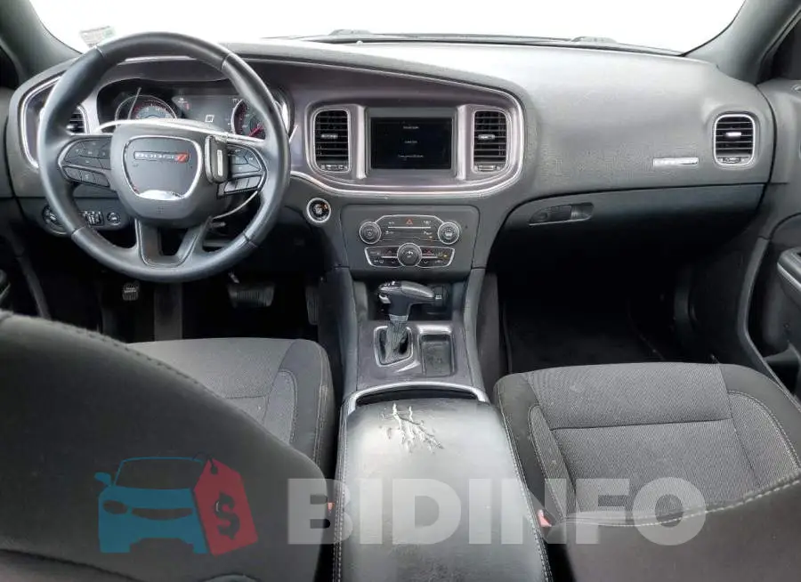 2C3CDXBG5JH180484 Photo# 8