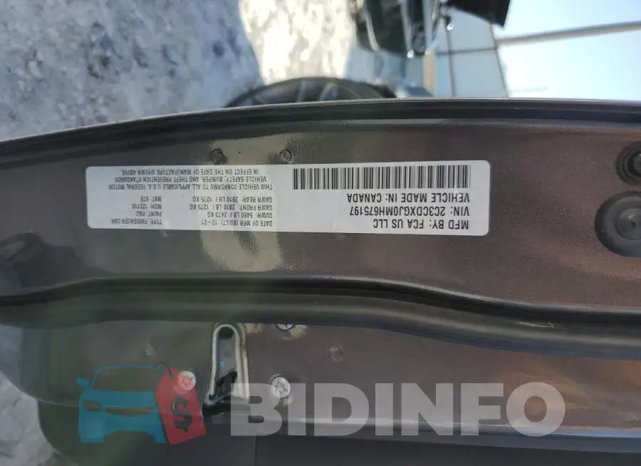 2C3CDXGJ0MH675197 Photo# 12
