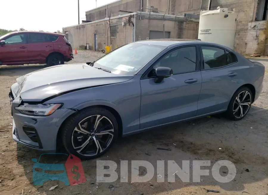 7JRL12TX5PG235088 Photo# 1