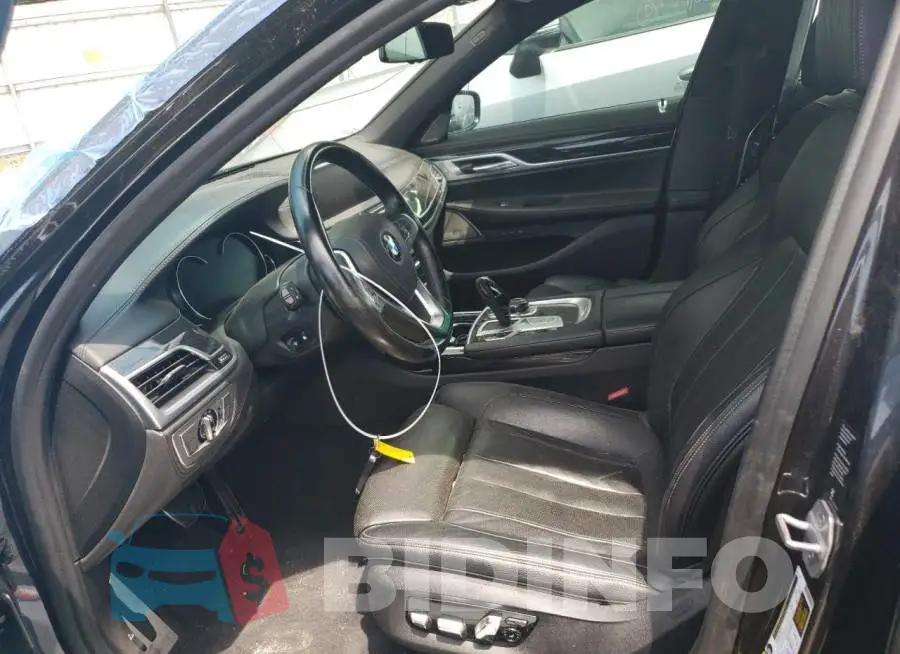 WBA7E4C54KGV28811 Photo# 7