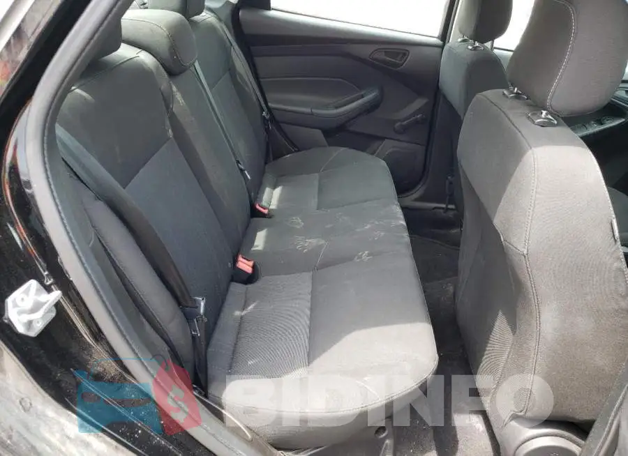1FADP3E28HL270621 Photo# 10
