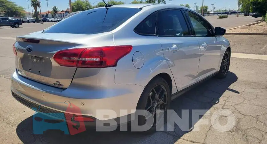 1FADP3F20GL258556 Photo# 4