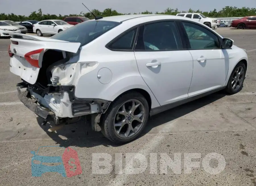 1FADP3F22EL357957 Photo# 3