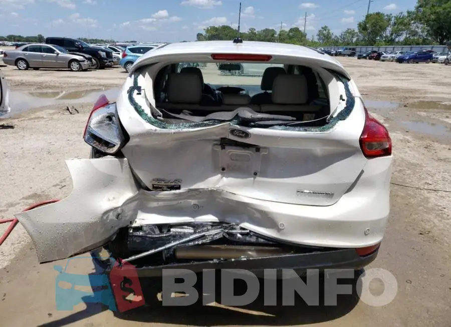 1FADP3N24HL346299 Photo# 6