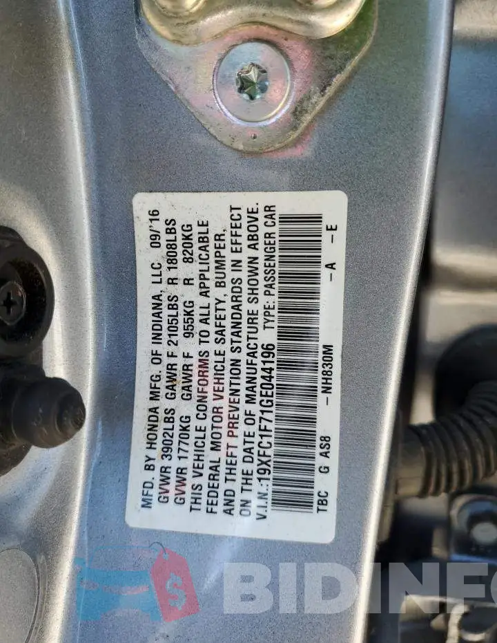 19XFC1F71GE044196 Photo# 12