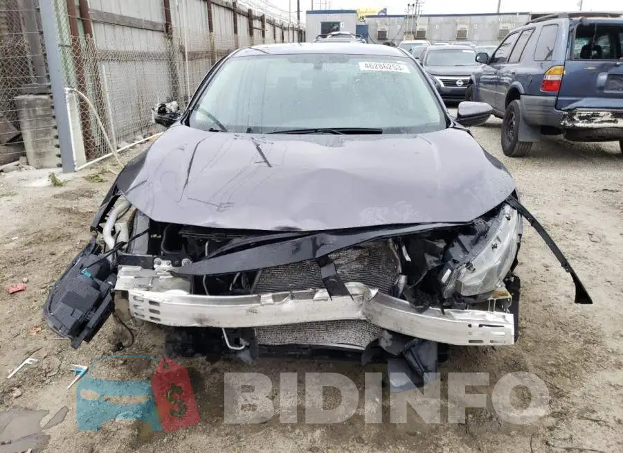 19XFC2F78JE040935 Photo# 5