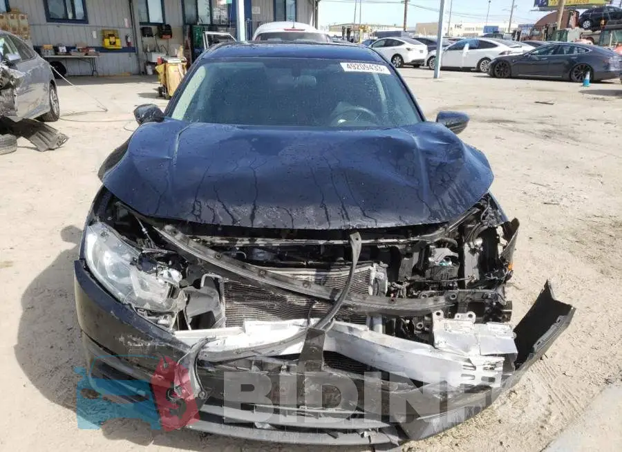 2HGFC2F55JH521584 Photo# 5