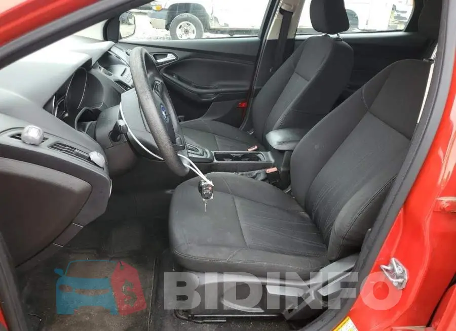 1FADP3K24FL302112 Photo# 7