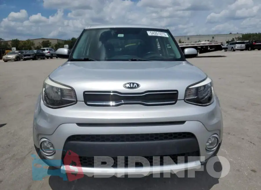 KNDJP3A55J7509652 Photo# 5