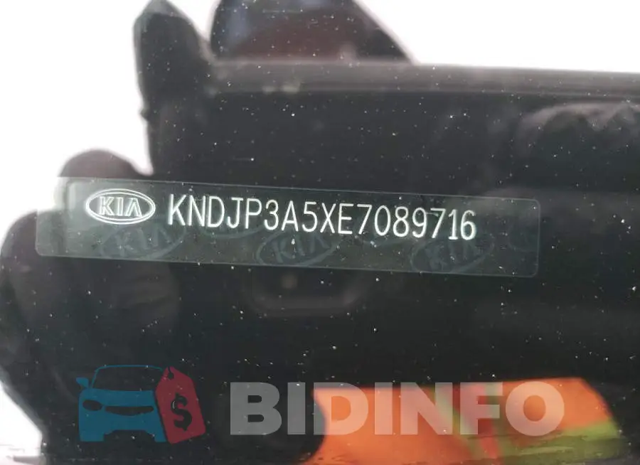 KNDJP3A5XE7089716 Photo# 12