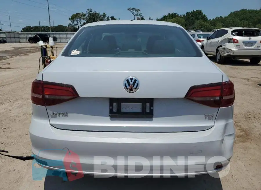 3VW2B7AJXHM376567 Photo# 6