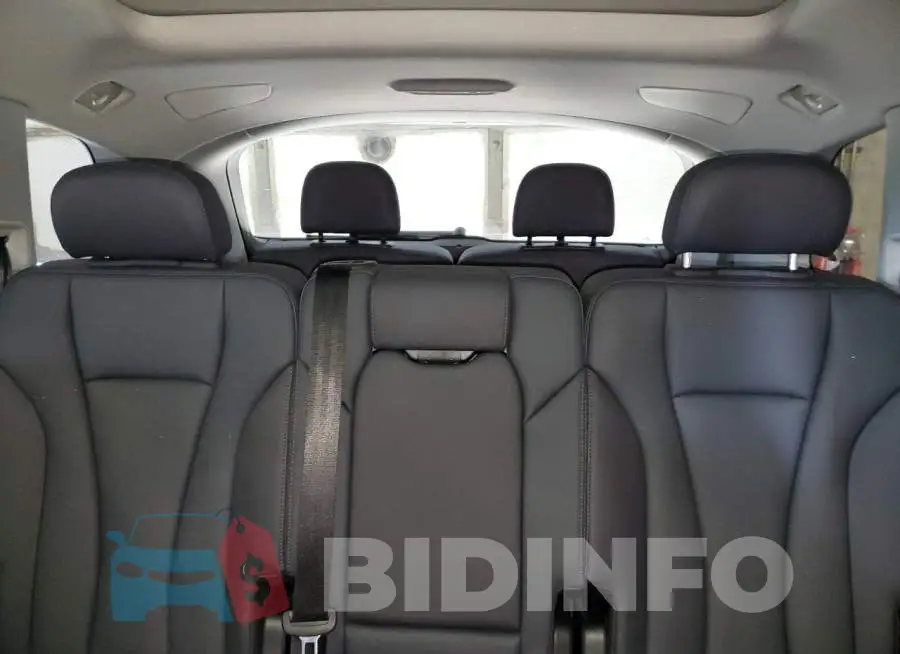 WA1LXBF79PD006742 Photo# 10