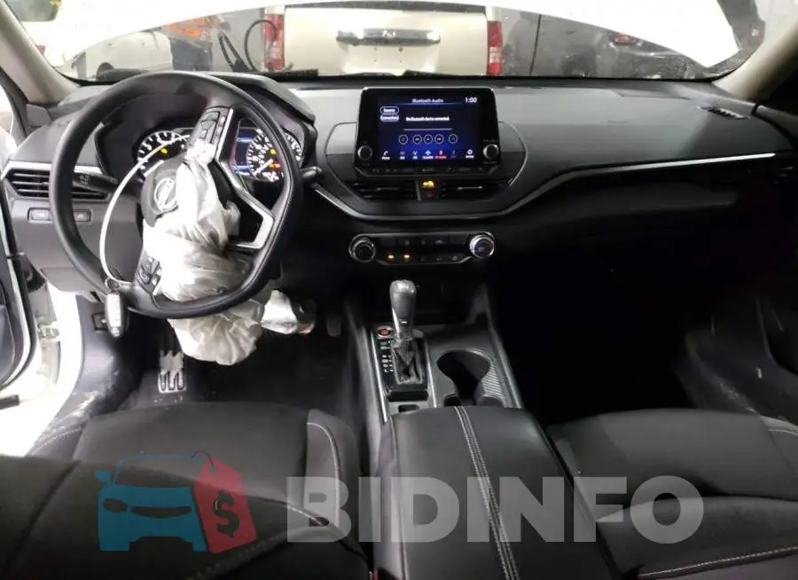 1N4BL4BWXKC152870 Photo# 8