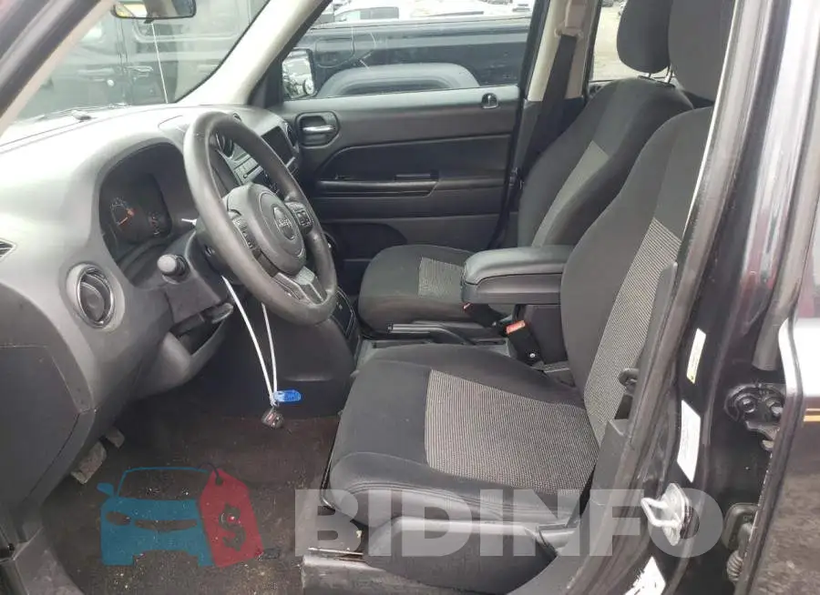 1C4NJPBB3ED757923 Photo# 7