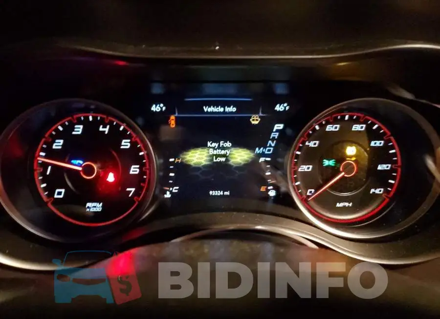 2C3CDXBG9KH650193 Photo# 9
