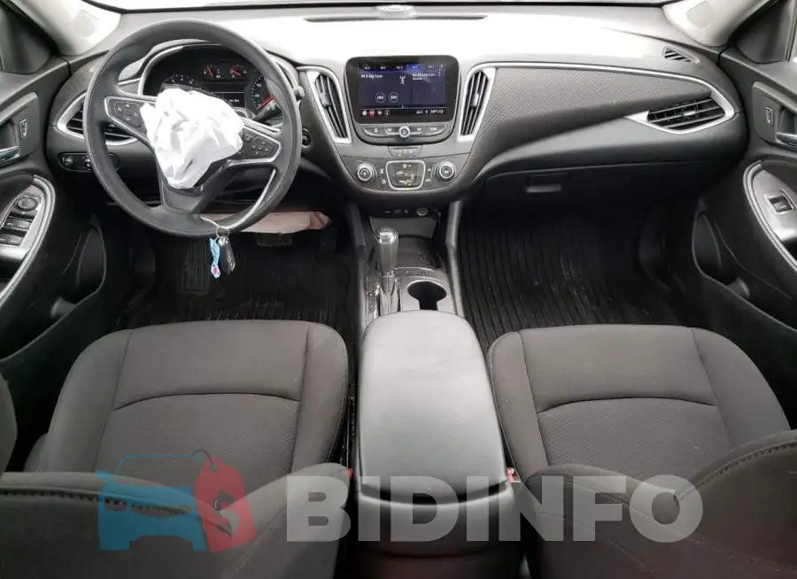 1G1ZB5ST4LF155070 Photo# 8