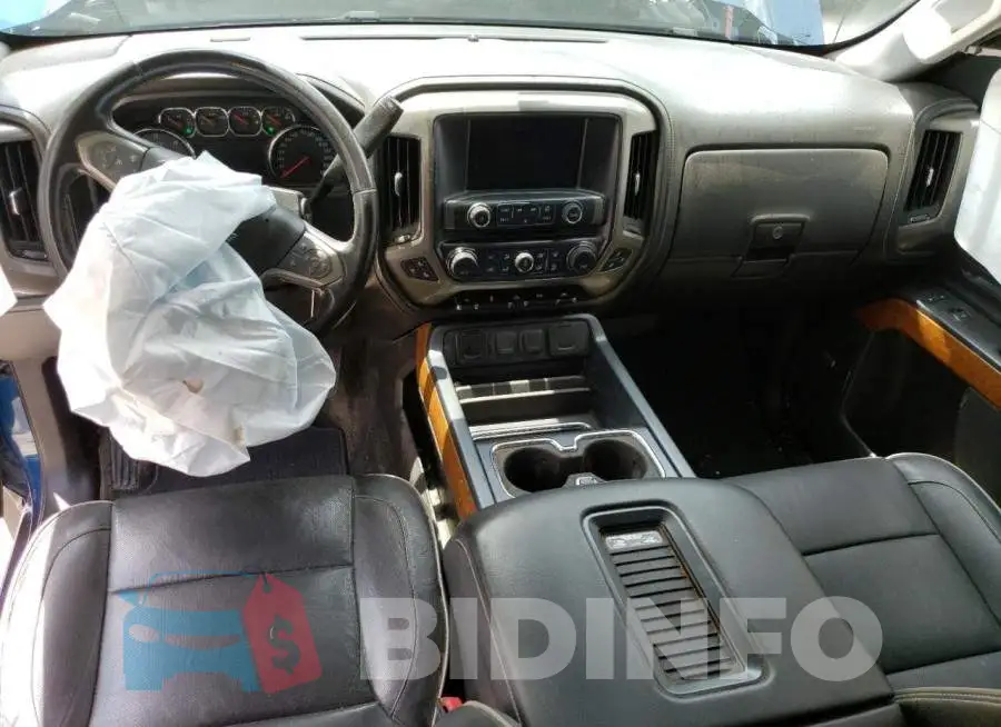 3GCPCTEC8JG218792 Photo# 8