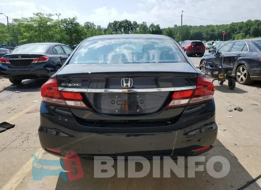 19XFB2F74FE020711 Photo# 6