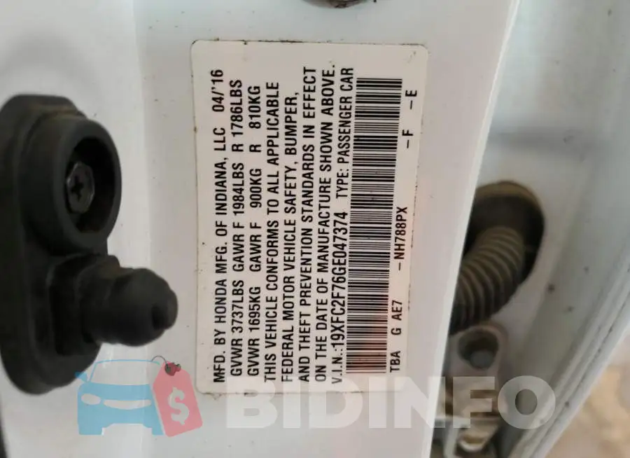 19XFC2F76GE047374 Photo# 13