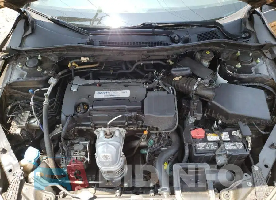 1HGCR2F3XEA258741 Photo# 11