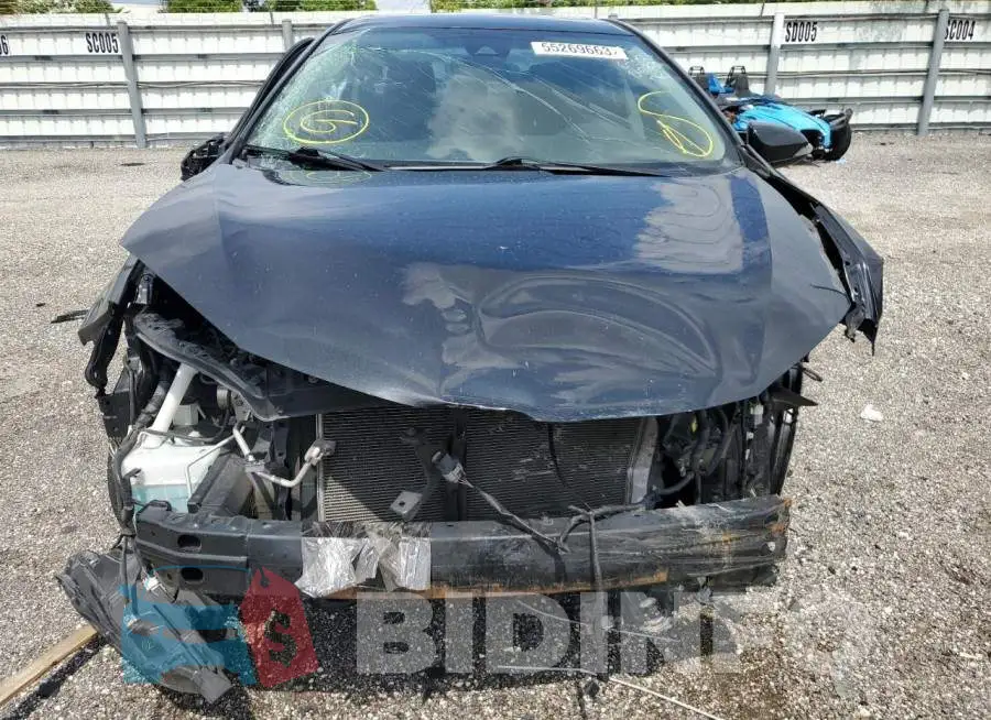2T1BURHE8HC842832 Photo# 5