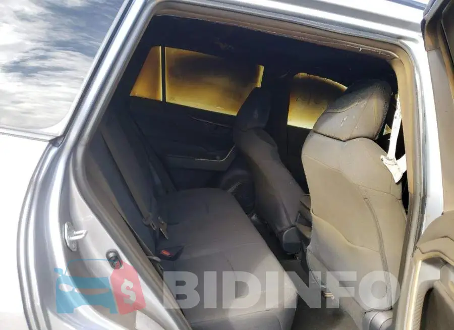 2T3F1RFV8LC100024 Photo# 11
