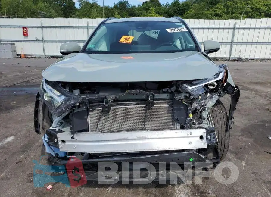 2T3P1RFV8NW292924 Photo# 5