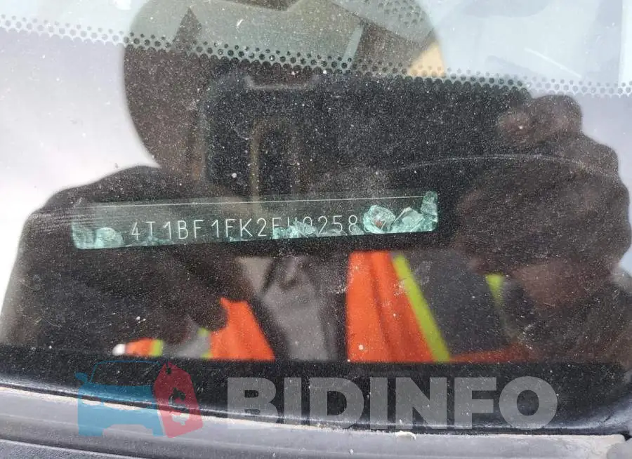 4T1BF1FK2FU025887 Photo# 12
