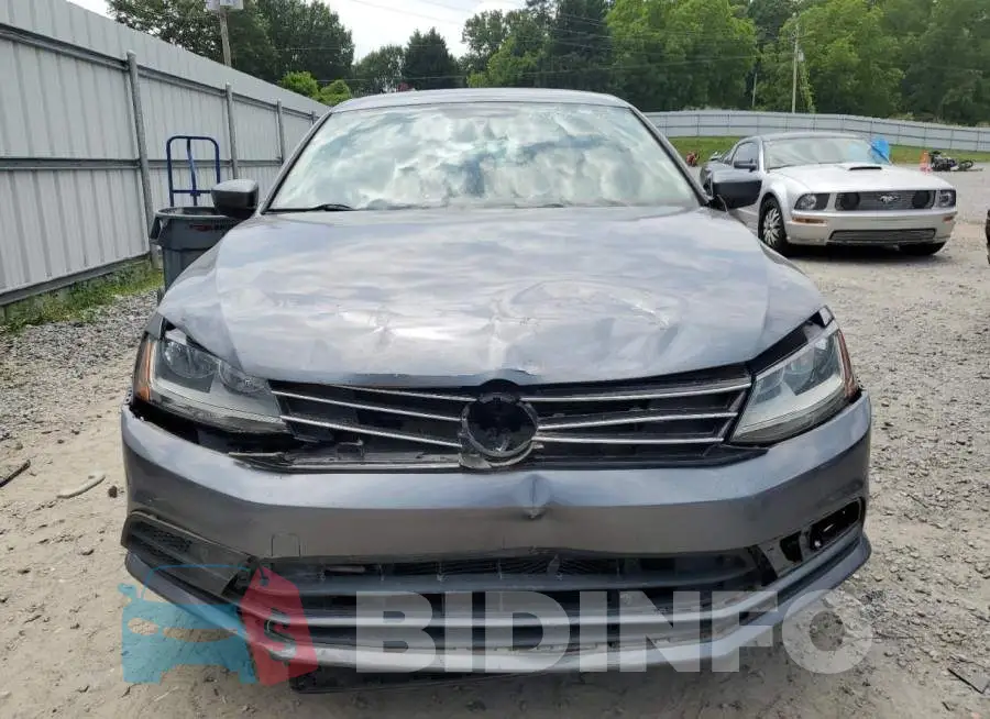 3VW167AJ6HM337670 Photo# 5