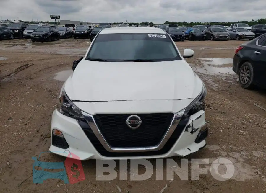1N4BL4BV4LC201909 Photo# 5