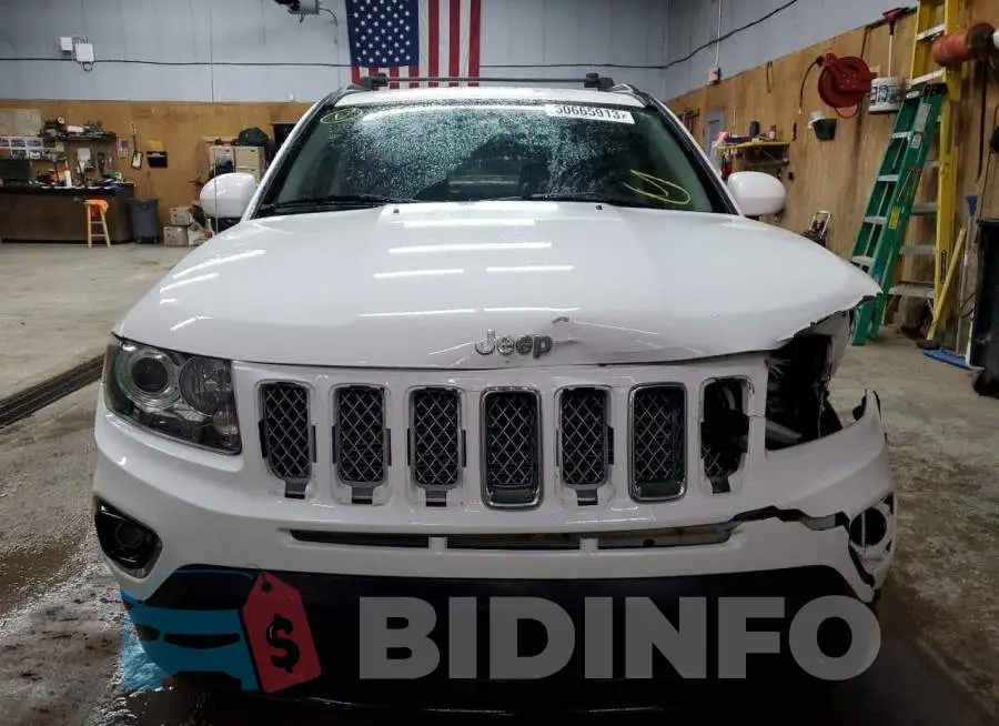 1C4NJCCB6ED757633 Photo# 5