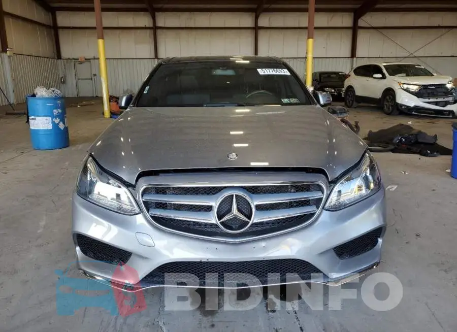 WDDHF8JB3FB139185 Photo# 5