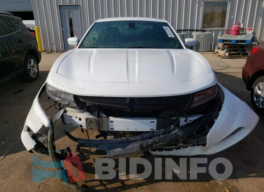 2C3CDXAG6KH658916 Photo# 5